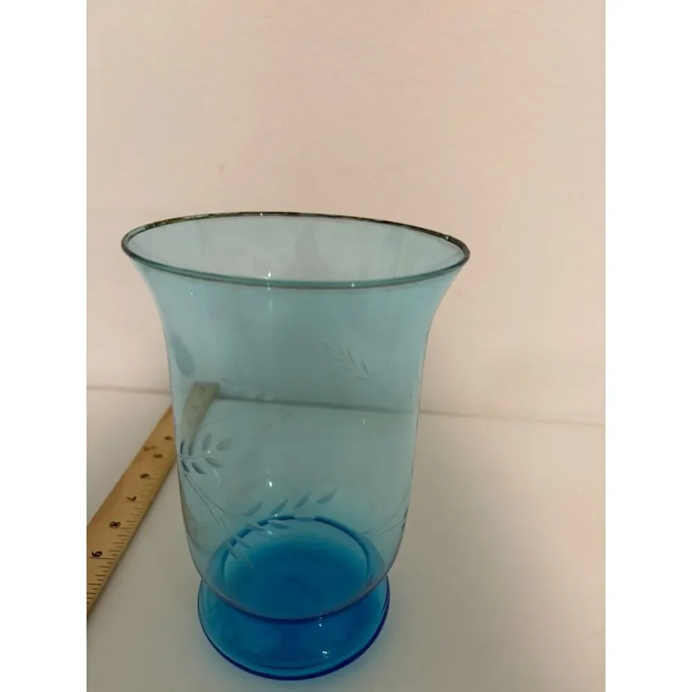 vtg aqua glass footed vase with etched floral design